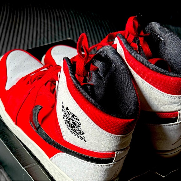 Jordan 1 cardinal - Picture 2 of 4